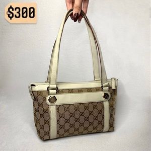 ✨✨✨✨SOLD✨✨✨✨ Gucci Authentic GG Canvas Ivory Leather Shoulder Bag Tote Purse GUC
